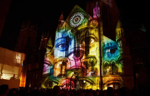 Entdecken Sie den besten Projektor für Projection Mapping in 2026: Top-Modelle und Tipps